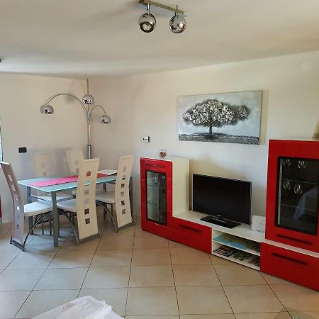 Apartment Chuck Vrh  Esterno foto